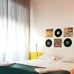 Castilho 63 & Hostel