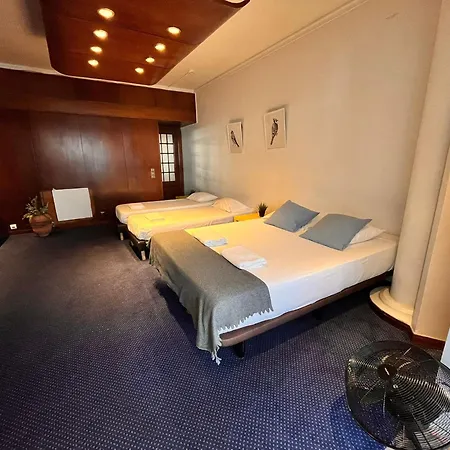 Hostel Castilho 63 &