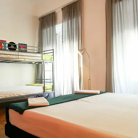 Hostel Castilho 63 &