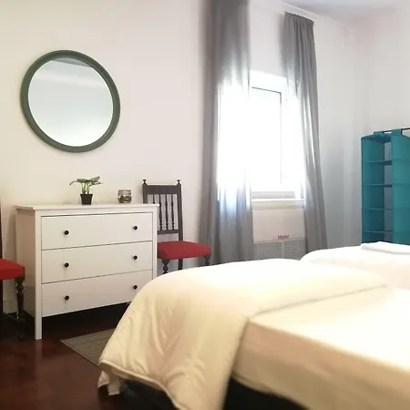 Albergue Castilho 63 & *