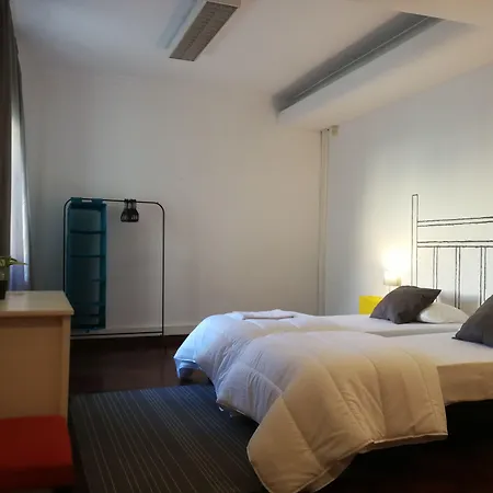 Albergue Castilho 63 & *