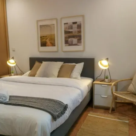 Albergue Castilho 63 & *