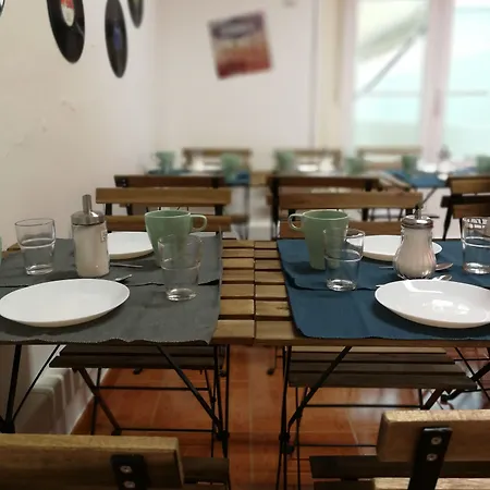 Hostel Castilho 63 &