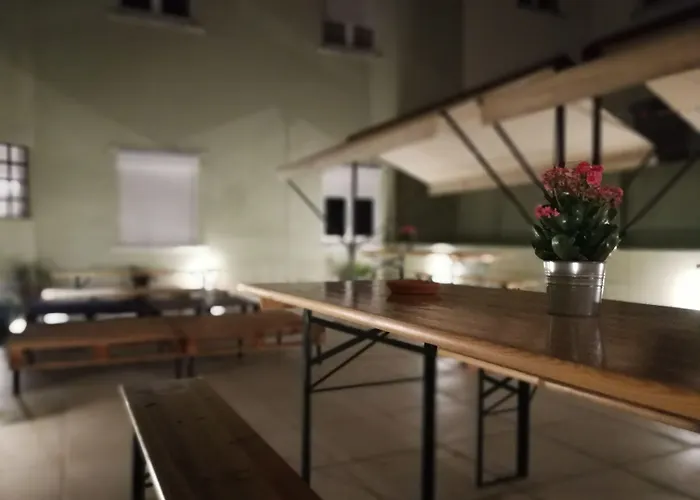 Castilho 63 & Albergue